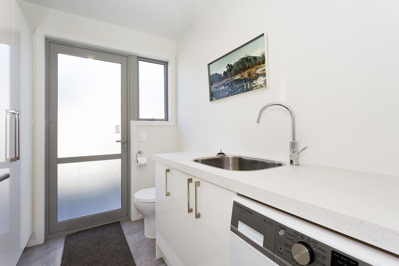 The Beach House Dunedin Exterior photo