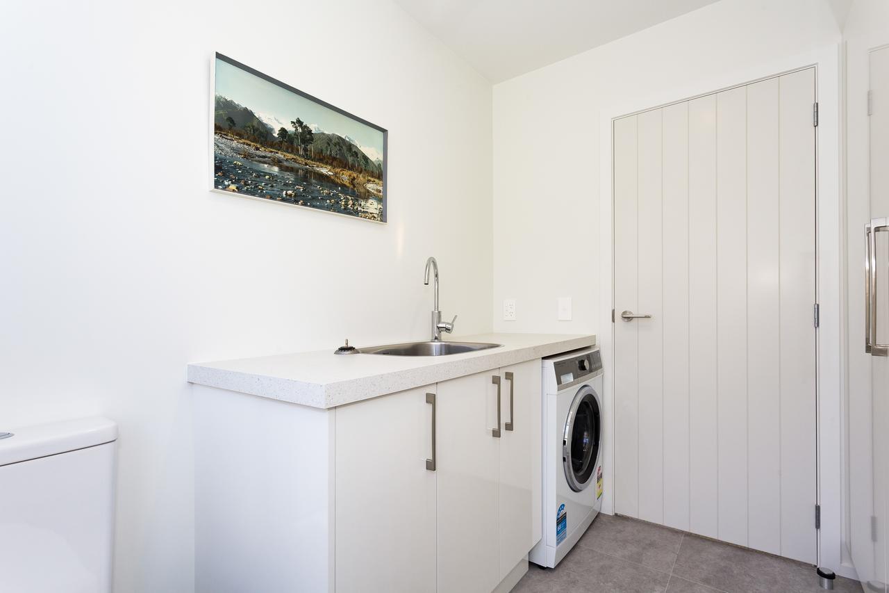 The Beach House Dunedin Exterior photo